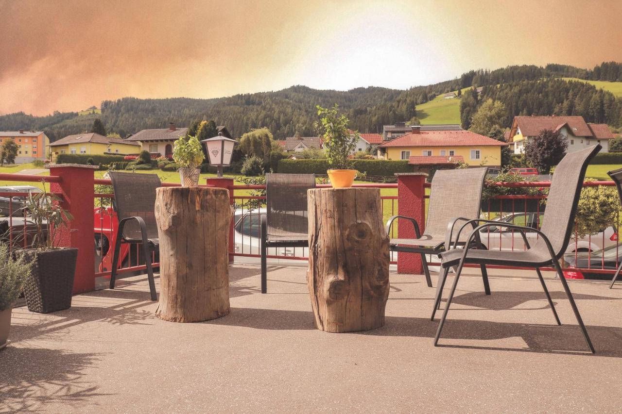 Zirben Diamant Rooms & Dogs Obdach Exterior foto