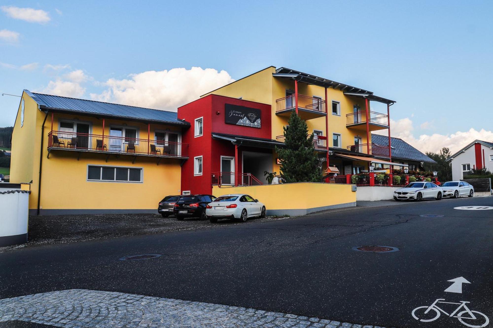 Zirben Diamant Rooms & Dogs Obdach Exterior foto